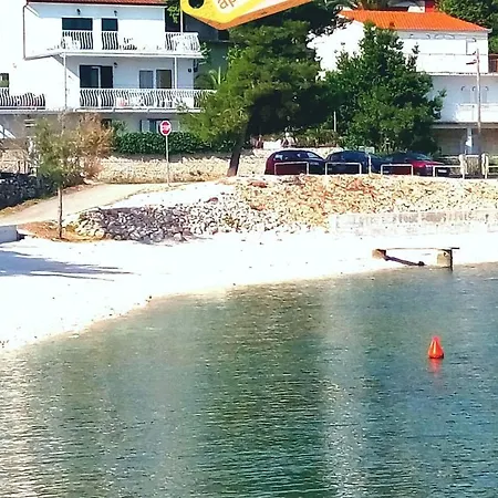 Lovely Place By The Beach, Enjoy Splendid Break Apartment *
